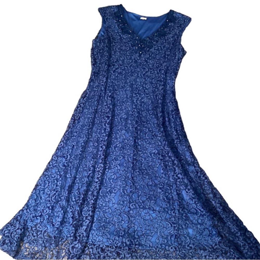 REBA SIZE L/XL DRESS SEE MEASUREMENTS